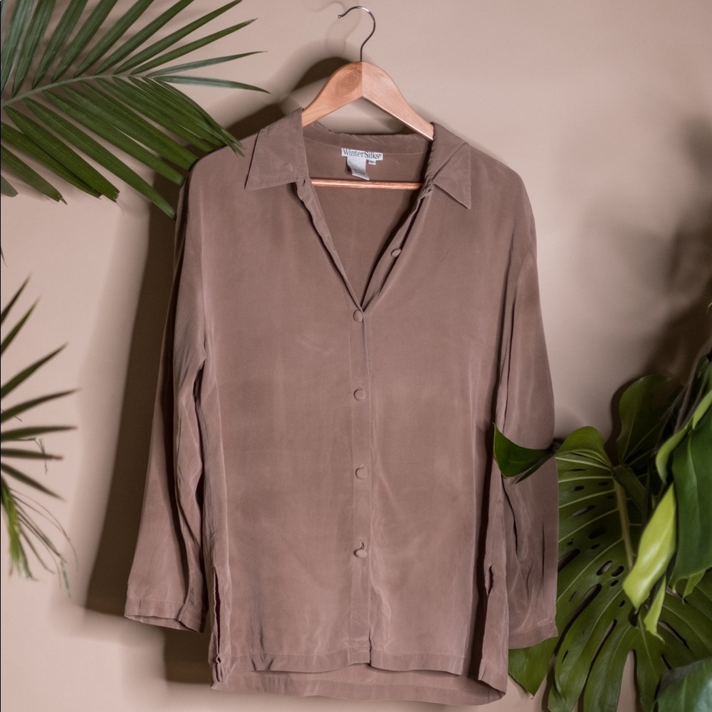 Winter Silks Nude Button Up L